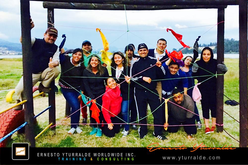 Team Building LATAM | Entrenamiento colaborativo enfocado en liderazgo y resolución de conflictos