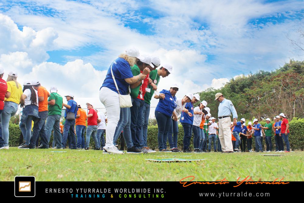 Talleres Experienciales | Team Building LATAM | Cultura de colaboración forjada en la experiencia y el contacto real