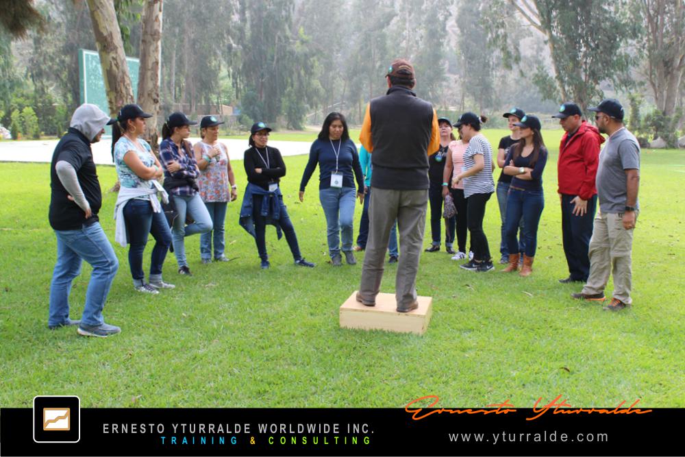 Talleres Experienciales | Team Building LATAM | Juegos colaborativos para desarrollar habilidades blandas en equipos