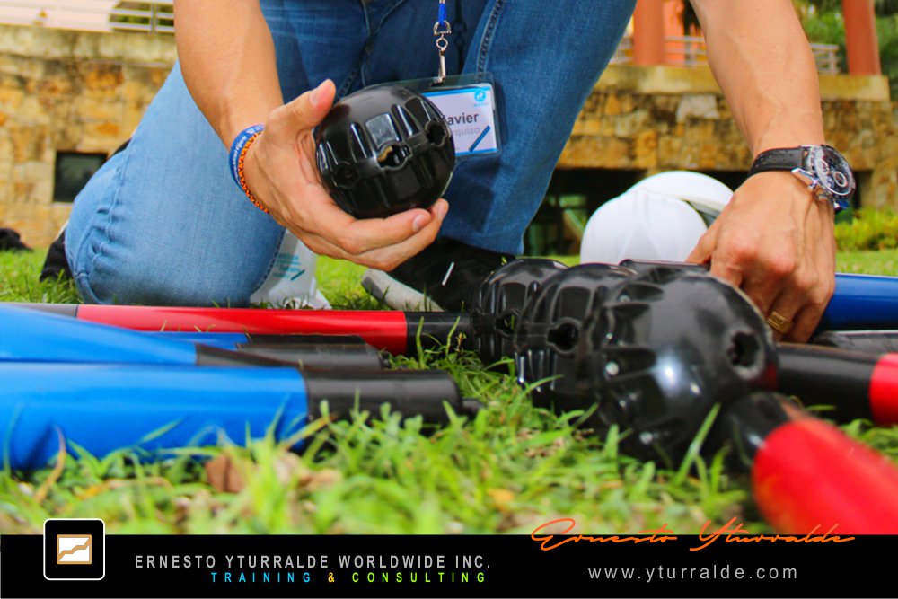 Team Building LATAM | Coaching grupal en movimiento con liderazgo en acción colaborativa