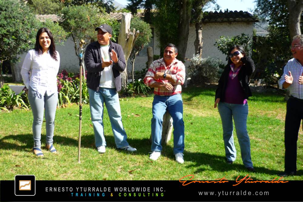 Team Building LATAM | Talleres de Cuerdas en Bogotá para potenciar la colaboración y la integración